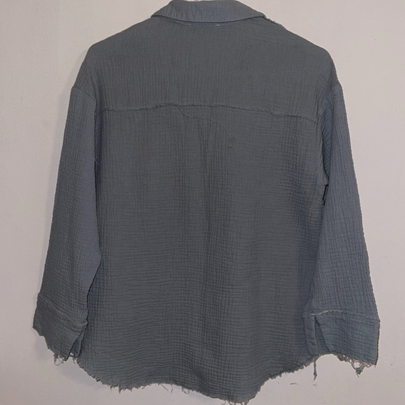 🌹NEW IN SAGE RAYON BUTTON DOWN BLOUSE - Picture 5 of 8